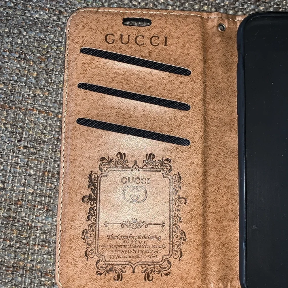 Gucci iPhone X card holder case Gently Loved MISSING LANYARD